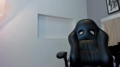 Snapshot of adams_bobby chatting on 1, 2, 2026 Adams Bobby online show from 1, 2, 2026