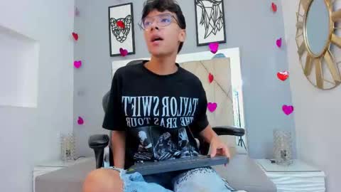 Snapshot of adams_bobby chatting on 24, 2, 2026 Adams Bobby online show from 24, 2, 2026