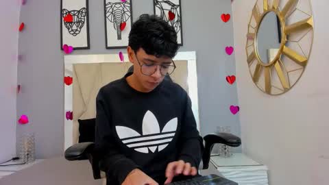 Snapshot of adams_bobby chatting on 27, 2, 2026 Adams Bobby online show from 27, 2, 2026