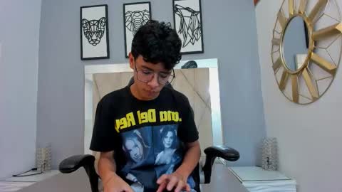 Snapshot of adams_bobby chatting on 2, 3, 2026 Adams Bobby online show from 2, 3, 2026