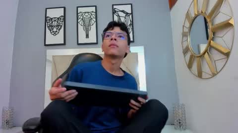 Snapshot of adams_bobby chatting on 19, 3, 2026 Adams Bobby online show from 19, 3, 2026