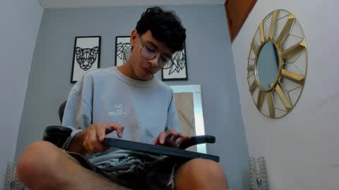 Snapshot of adams_bobby chatting on 30, 3, 2026 Adams Bobby online show from 30, 3, 2026