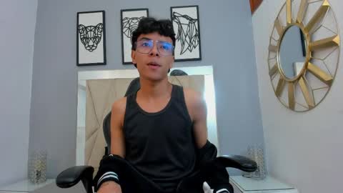Snapshot of adams_bobby chatting on 4, 5, 2026 Adams Bobby online show from 4, 5, 2026