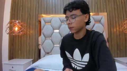 Snapshot of adams_bobby chatting on 31, 5, 2026 Adams Bobby online show from 31, 5, 2026