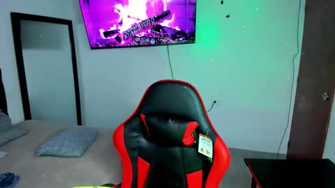 Snapshot of adams_collins chatting on 26, 9, 2025 Adams online show from 26, 9, 2025