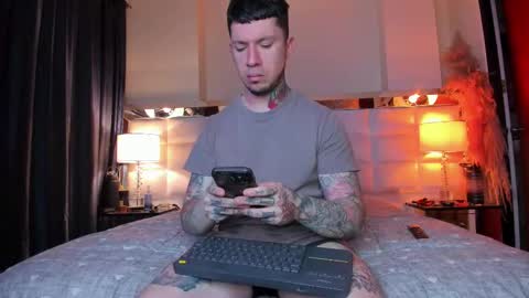 Snapshot of adamtatts chatting on 19, 9, 2025 Adam online show from 19, 9, 2025