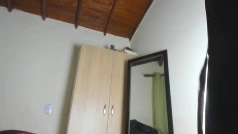   online show from 7, 11, 2025