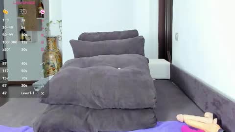 Snapshot of addadivine chatting on 12, 9, 2025 Adda online show from 12, 9, 2025