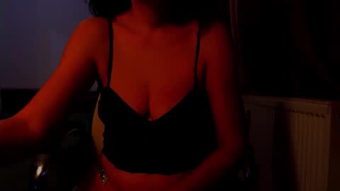 amy        online show from 2, 12, 2024