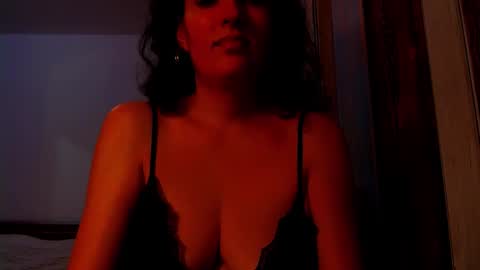 amy        online show from 13, 10, 2025