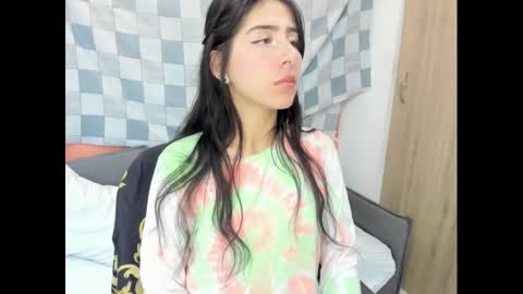 Snapshot of addiflower chatting on 14, 11, 2025 addi online show from 14, 11, 2025