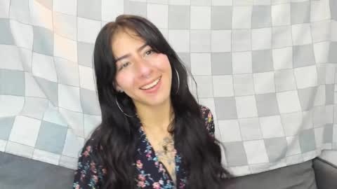 Snapshot of addiflower chatting on 18, 11, 2025 addi online show from 18, 11, 2025