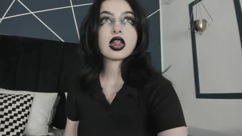 Ade  online show from 20, 1, 2025