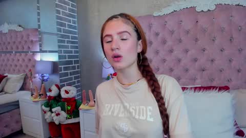 Snapshot of adelainebest chatting on 18, 12, 2024 Adelaine online show from 18, 12, 2024