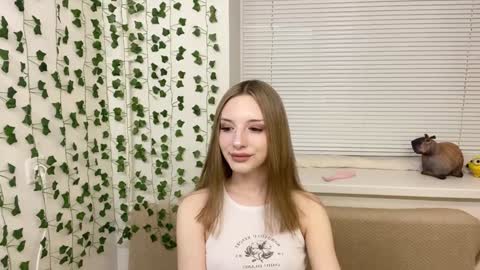 Snapshot of adele0_0 chatting on 3, 12, 2024 Adele online show from 3, 12, 2024