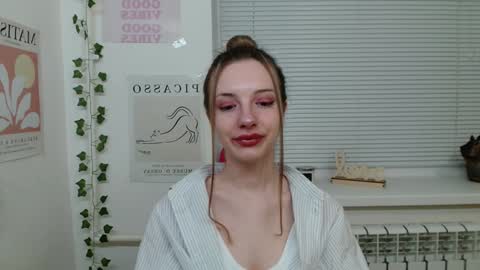 Snapshot of adele0_0 chatting on 8, 1, 2025 Adele online show from 8, 1, 2025