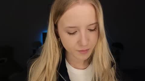 Adele online show from 19, 4, 2026