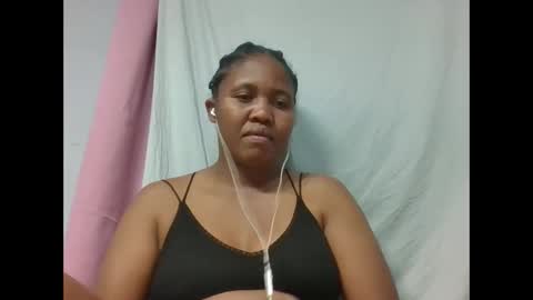 Snapshot of adelealy chatting on 22, 10, 2025 adelealy online show from 22, 10, 2025