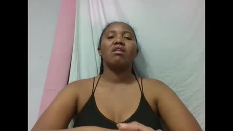 Snapshot of adelealy chatting on 31, 10, 2025 adelealy online show from 31, 10, 2025