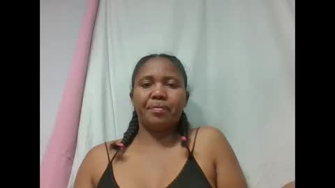 Snapshot of adelealy chatting on 31, 10, 2025 adelealy online show from 31, 10, 2025