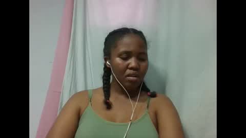 Snapshot of adelealy chatting on 1, 11, 2025 adelealy online show from 1, 11, 2025