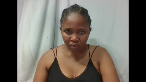 Snapshot of adelealy chatting on 16, 11, 2025 adelealy online show from 16, 11, 2025