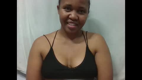 Snapshot of adelealy chatting on 27, 11, 2025 adelealy online show from 27, 11, 2025