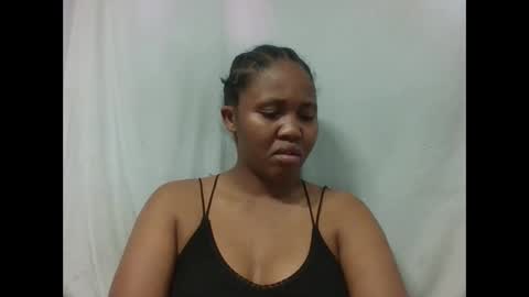 Snapshot of adelealy chatting on 28, 11, 2025 adelealy online show from 28, 11, 2025