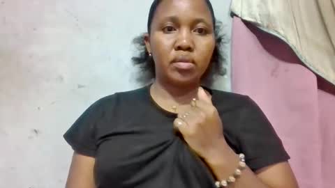 adelealy online show from 21, 5, 2026