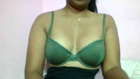 Snapshot of adelealy chatting on 14, 7, 2026 adelealy online show from 14, 7, 2026