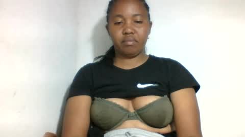 Snapshot of adelealy chatting on 17, 7, 2026 adelealy online show from 17, 7, 2026