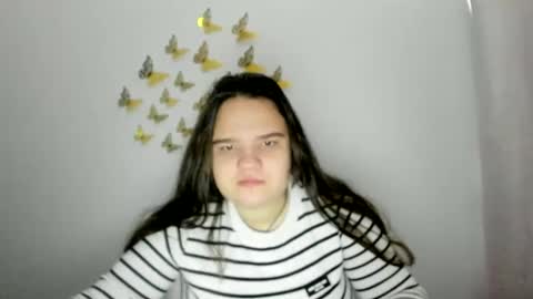 adelecruzz online show from 5, 2, 2025