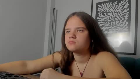 Snapshot of adelecruzz chatting on 22, 4, 2026 adelecruzz online show from 22, 4, 2026