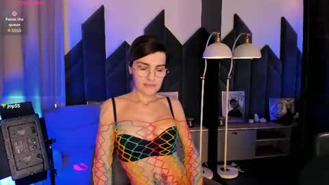 Snapshot of adelenovak_ chatting on 11, 6, 2026 Adele online show from 11, 6, 2026