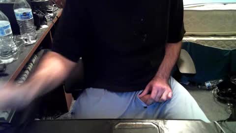 adelhi20 online show from 16, 10, 2025