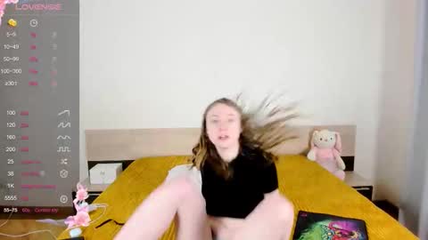 Snapshot of adelina_cowell chatting on 27, 9, 2025 Adelina online show from 27, 9, 2025