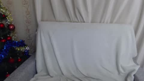 adelinalawson online show from 17, 1, 2025