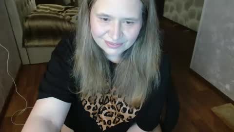 adelinalawson online show from 18, 5, 2026