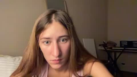 Snapshot of adellqueen chatting on 13, 7, 2026 Adell online show from 13, 7, 2026