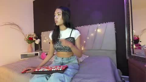 Snapshot of adharaharper chatting on 8, 5, 2026 Adhara online show from 8, 5, 2026