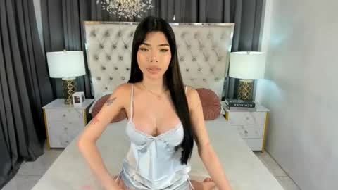 Snapshot of adiannacumforyou chatting on 11, 11, 2025 Siobe online show from 11, 11, 2025