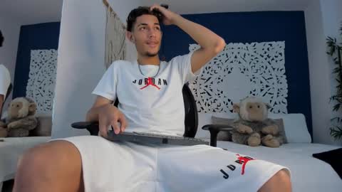 adonis_wb online show from 5, 11, 2025