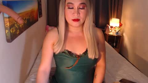 MsKim  online show from 17, 2, 2025