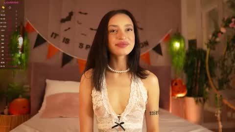 adoracortes online show from 27, 10, 2025