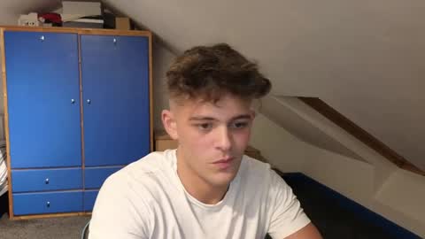 Snapshot of adr_twink chatting on 12, 4, 2026 ADR Twink online show from 12, 4, 2026