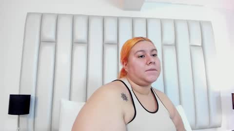 Snapshot of adreeaperez1 chatting on 28, 2, 2025 ANDREA PEREZ online show from 28, 2, 2025