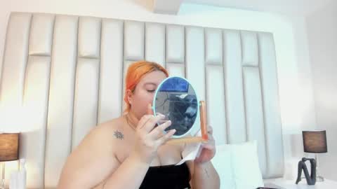 Snapshot of adreeaperez1 chatting on 23, 9, 2025 ANDREA PEREZ online show from 23, 9, 2025