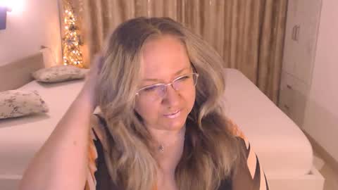 Snapshot of adrena_ chatting on 13, 2, 2026 Cryna online show from 13, 2, 2026