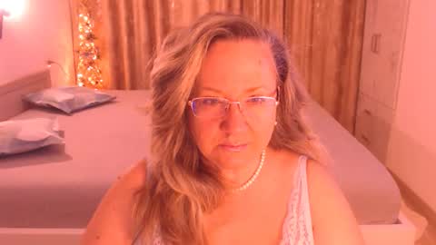 Snapshot of adrena_ chatting on 18, 2, 2026 Cryna online show from 18, 2, 2026