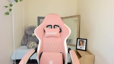 Adriana online show from 25, 1, 2025